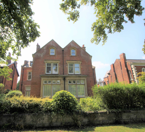 5-7 Moor Park Avenue, Preston