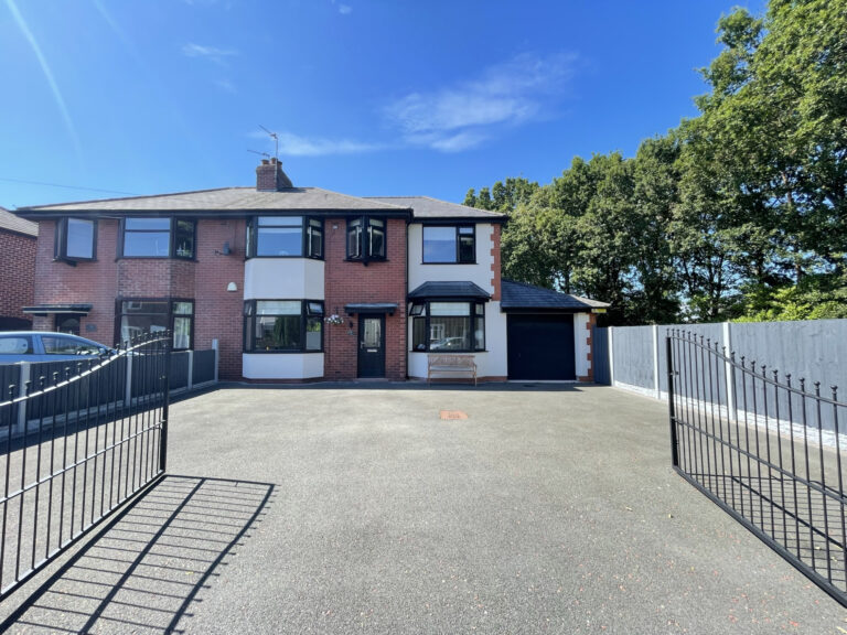 Links Road, Penwortham