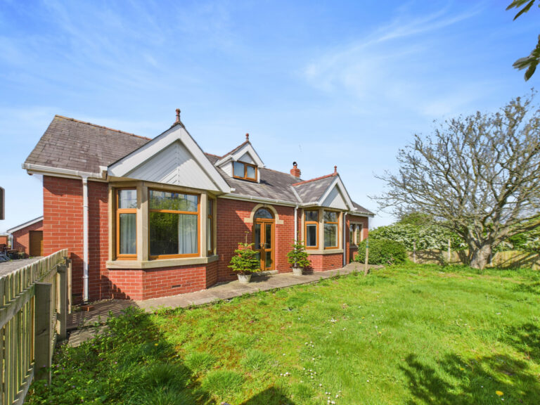 Kirkham Road, Freckleton