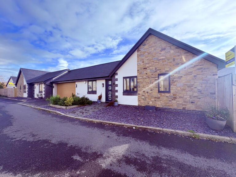 Beech Close, Claughton On Brock