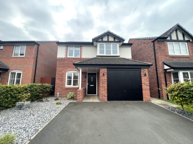 Fallow Avenue, Cottam