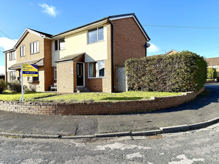 Sunningdale Place, Inskip