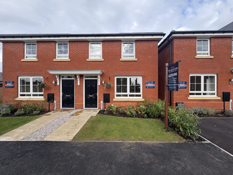 Peregrine Crescent, Longridge