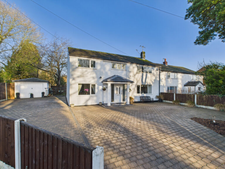 Cop Lane, Penwortham