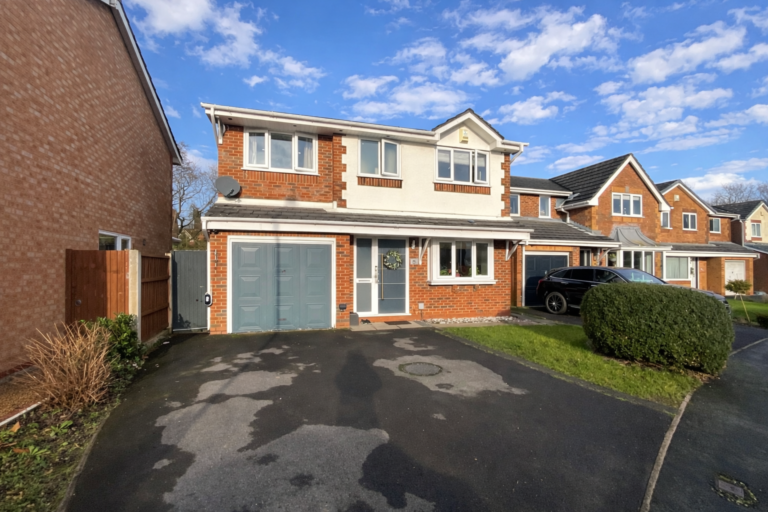 Cottam Green, Cottam