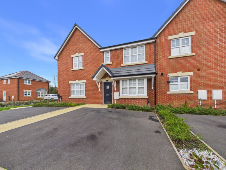 Sandpiper Way, Cottam